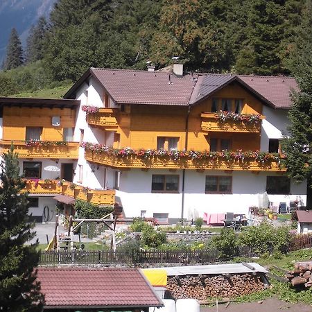 Haus Waldheim Hotel Sankt Leonhard im Pitztal Luaran gambar