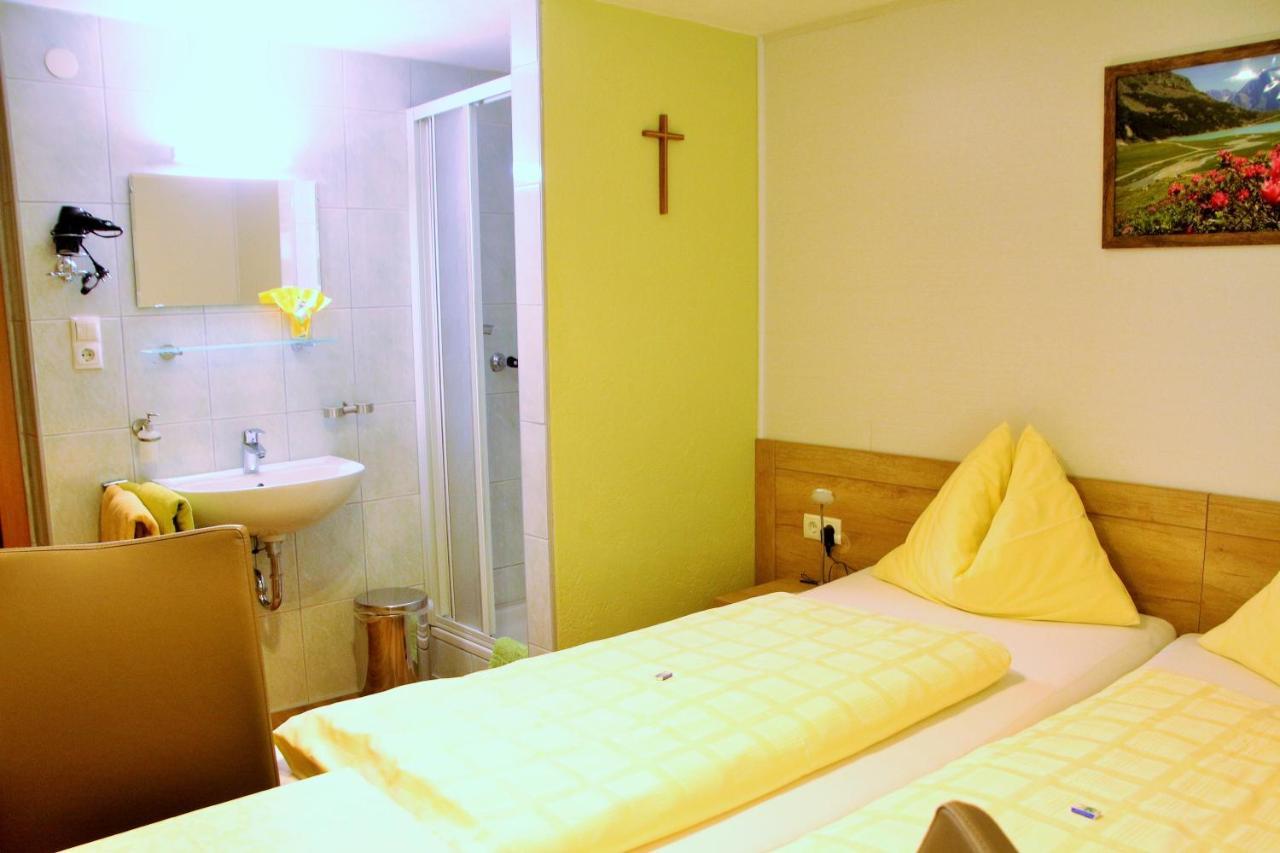 Haus Waldheim Hotel Sankt Leonhard im Pitztal Luaran gambar