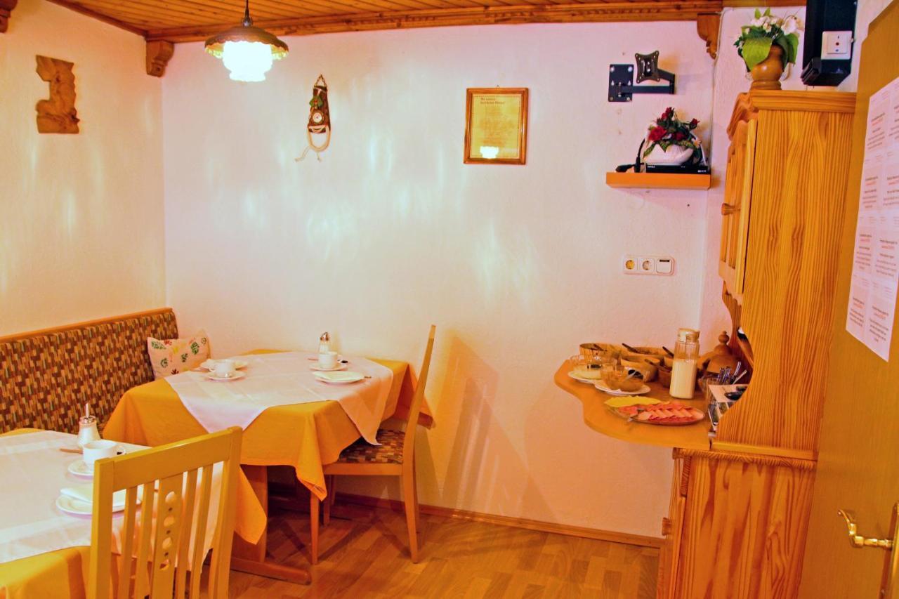 Haus Waldheim Hotel Sankt Leonhard im Pitztal Luaran gambar